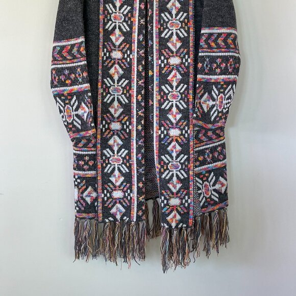 Beautiful & Unique New Long Sweater with Fringe - NWT - Picture 2 of 4